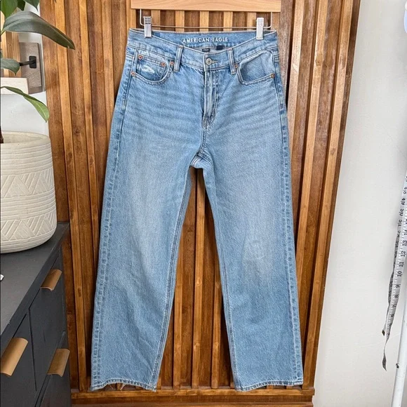 American Eagle Strigid High Waisted Stovepipe Jeans. Size 0 regular (run big) - Picture 2 of 10